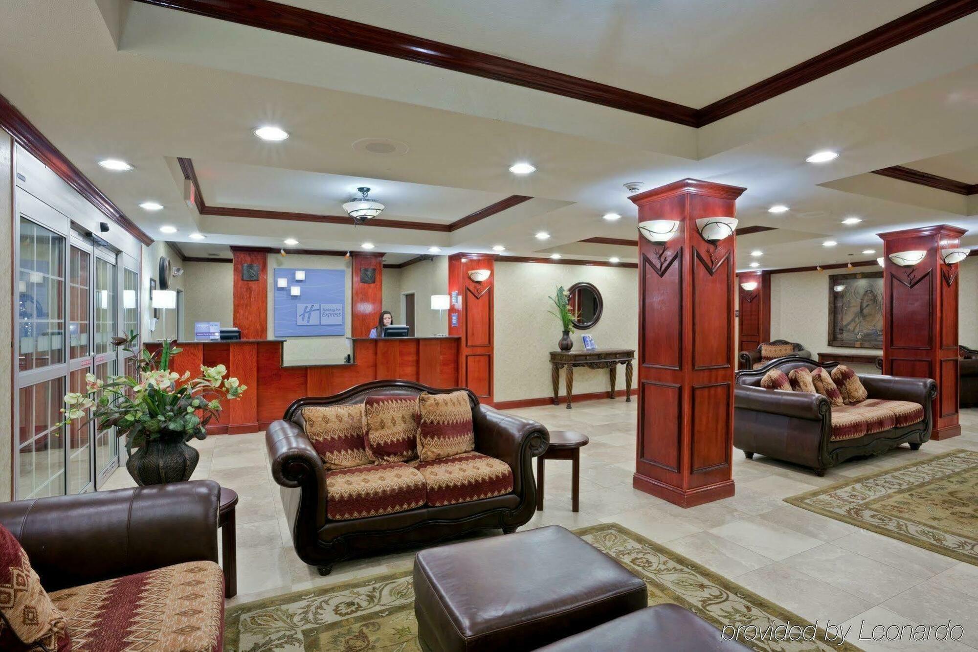 Holiday Inn Express Hotel & Suites Pampa By Ihg Exterior photo